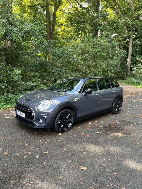 Grau Gebraucht 2016 Mini Cooper SD Clubman Kombi | 13.990 € (Fairer Preis) - Bild 1/4