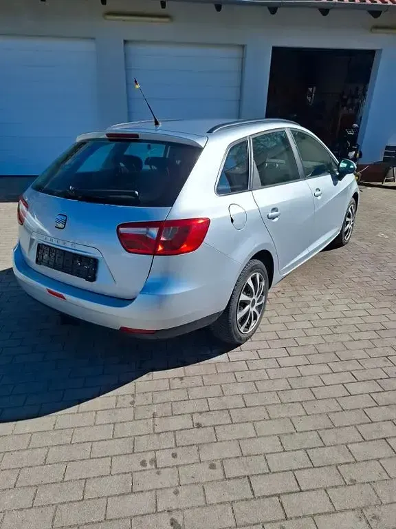 Gebraucht Seat Ibiza Style 105 PS (77 kW) 2011 Silber Limousine