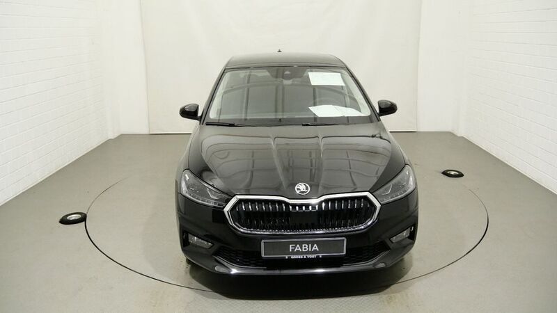 Neu Skoda Fabia Drive 95 PS (69 kW) 2025 Schwarz Kleinwagen