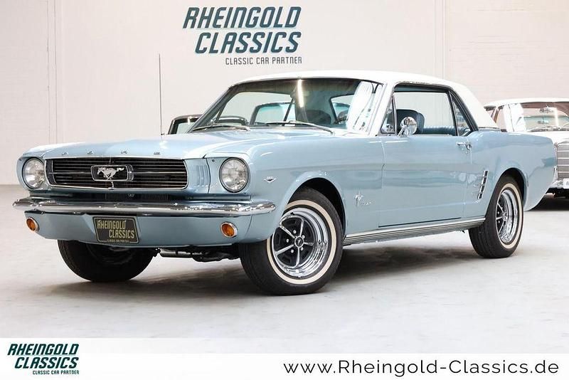 Second-hand Ford V8 200 CP (147 kW) 1966 Albastru Coupe
