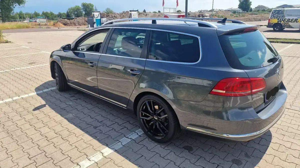 Gebraucht VW Passat Edition 143 PS (105 kW) 2014 Grau Kombi