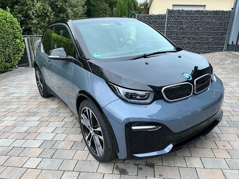 Storm bay Gebraucht 2022 BMW i3 Performance Kleinwagen | 24.499 € (Fairer Preis) - Bild 1/4