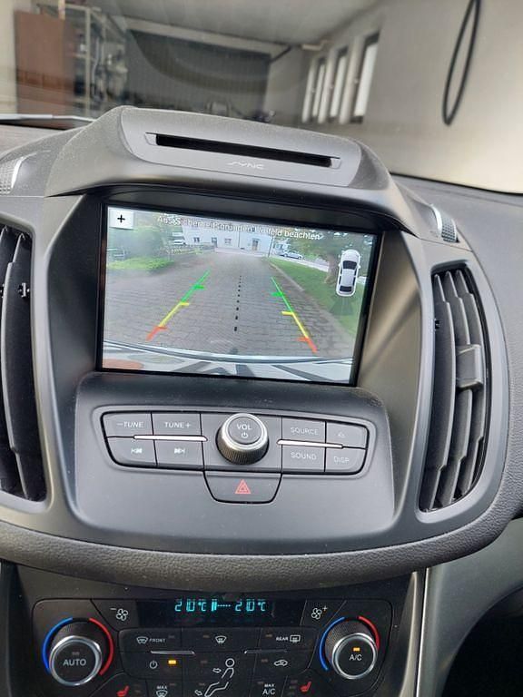 Gebraucht Ford Kuga Cool & Connect 120 PS (88 kW) 2018 Weiß SUV