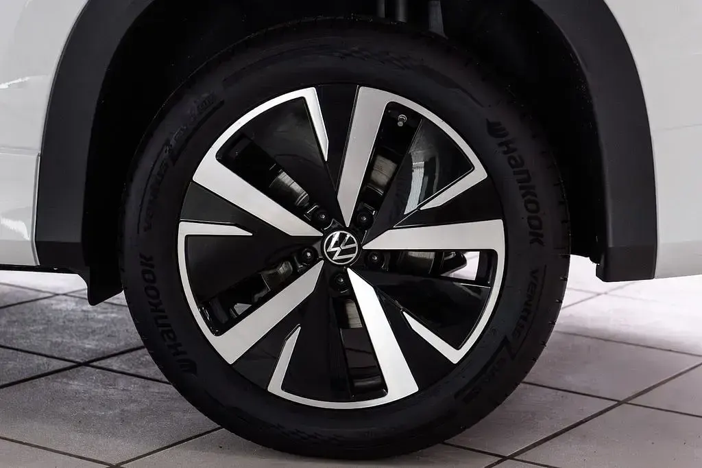 Gebraucht VW Tayron Elegance 150 PS (110 kW) 2025 Weiß SUV