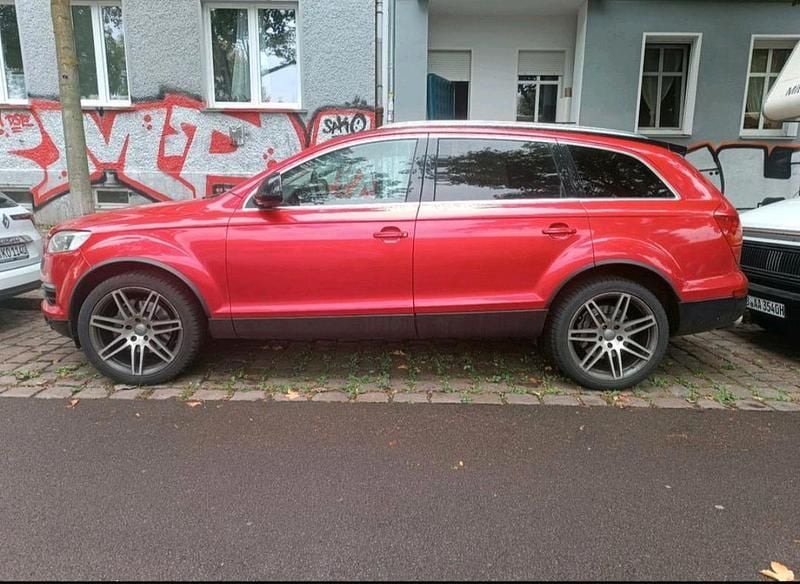 Schwarz Gebraucht 2008 Audi Q7 SUV | 6.300 € (Superpreis) - Bild 1/4