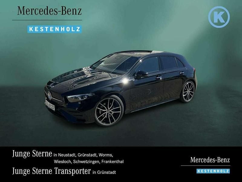 Manufaktur lack manufaktur pat Gebraucht 2025 Mercedes A200 AMG line Limousine | 38.995 € (Teuer) - Bild 1/4