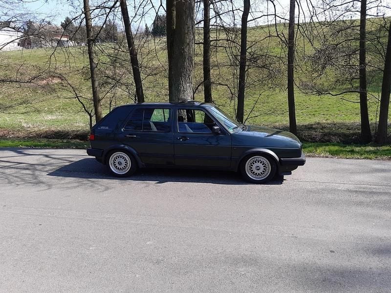 Grün Gebraucht 1991 VW Golf II GT Kleinwagen | 2.500 € - Bild 1/4