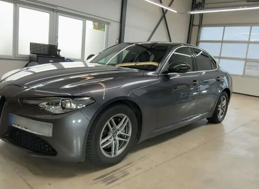 Gebraucht Alfa Romeo Giulia Super 190 PS (139 kW) 2019 Grau Limousine