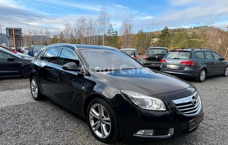 Gebraucht Opel Insignia 160 PS (117 kW) 2012 Schwarz Kombi