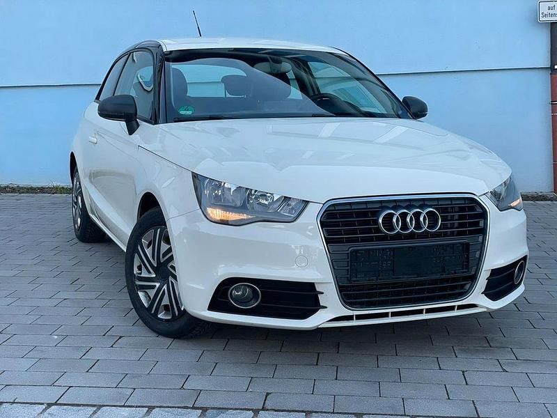 Gebraucht Audi A1 Attraction 86 PS (63 kW) 2011 Weiß Kleinwagen