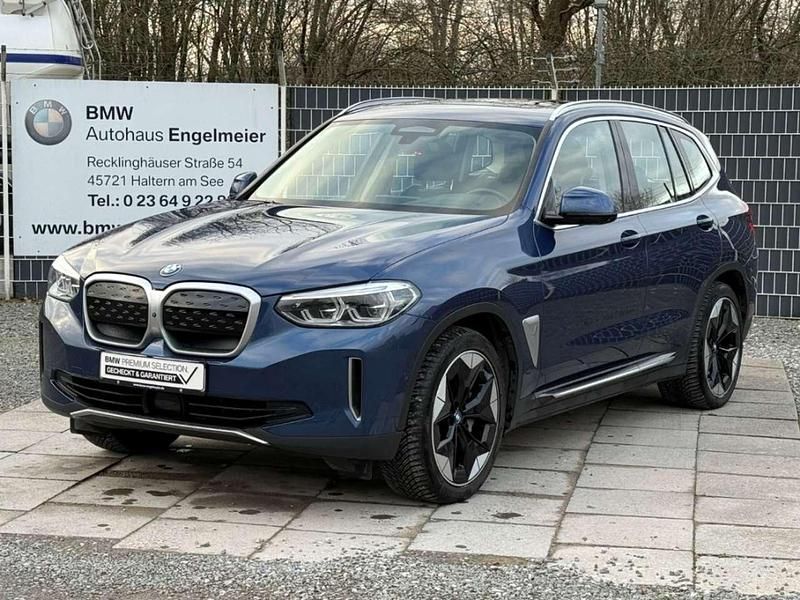 Phytonicblau metallic Gebraucht 2021 BMW iX3 Impressive SUV | 26.900 € (Superpreis) - Bild 1/3