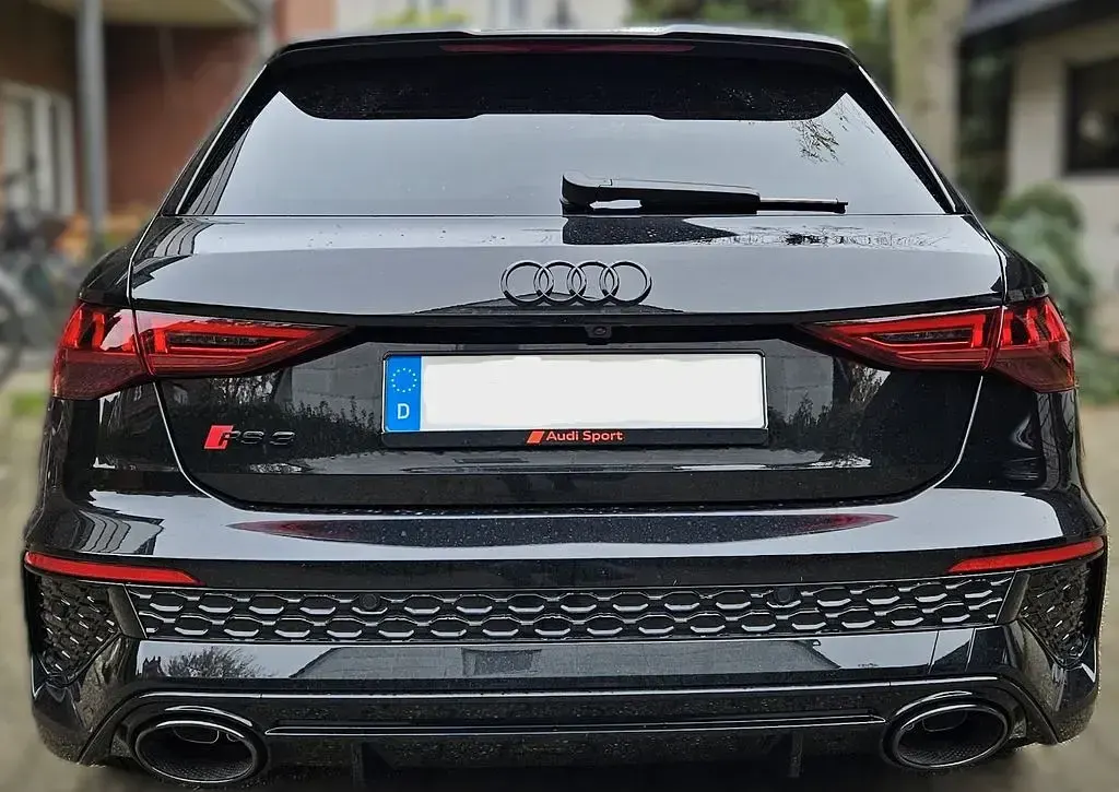 Gebraucht Audi RS3 Sportback Sport 400 PS (294 kW) 2023 Schwarz Kleinwagen