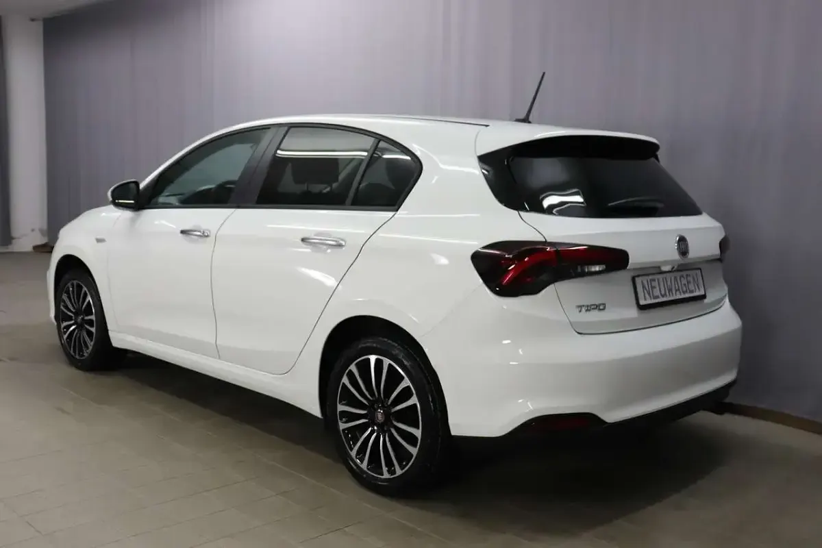 Gebraucht Fiat Tipo City Life 101 PS (74 kW) 2022 Gelato weiß uni Limousine