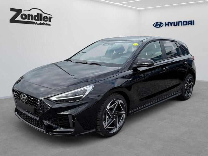 Schwarz Neu 2025 Hyundai i30 N Line Limousine | 29.990 € (Etwas zu teuer) - Bild 1/4
