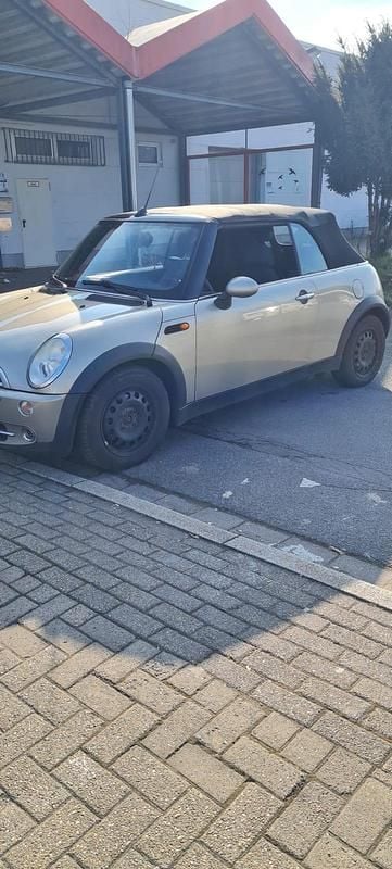 Second-hand Mini Cooper Cabriolet 116 CP (85 kW) 2008 Auriu Cabrio