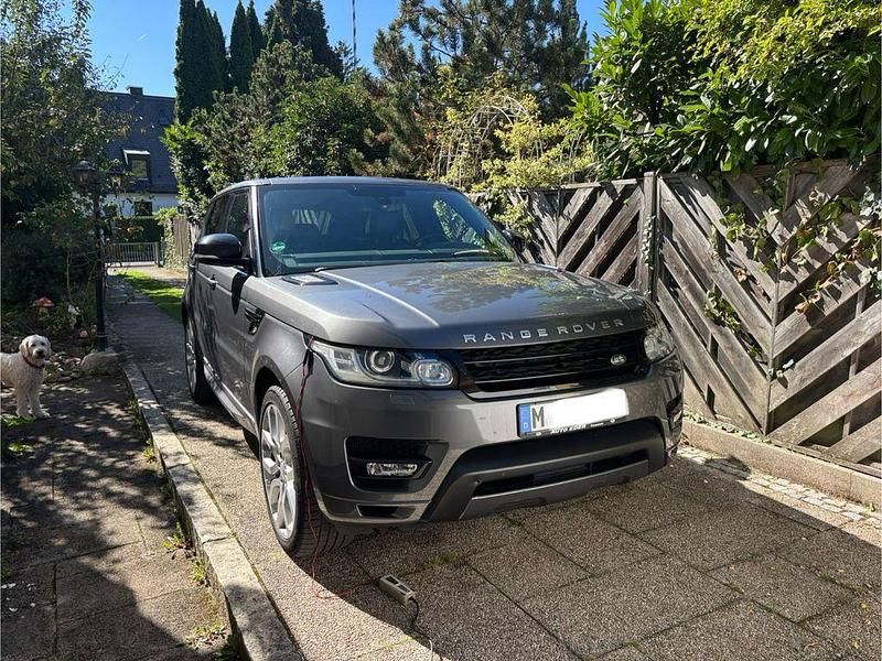 Grau Gebraucht 2016 Land Rover Range Rover HSE Dynamic SUV | 28.600 € - Bild 1/4