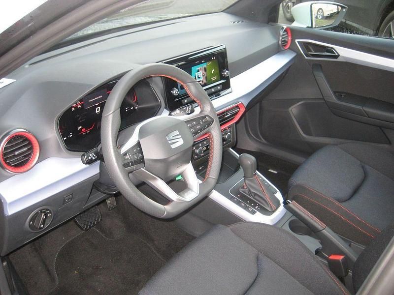 Neu Seat Arona FR 116 PS (85 kW) 2025 Schwarz SUV