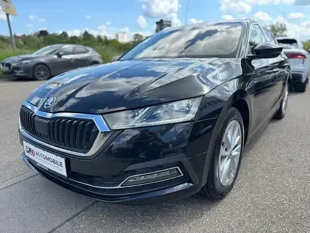 Gebraucht Audi A3 Basis 150 PS (110 kW) 2022 Andere Limousine