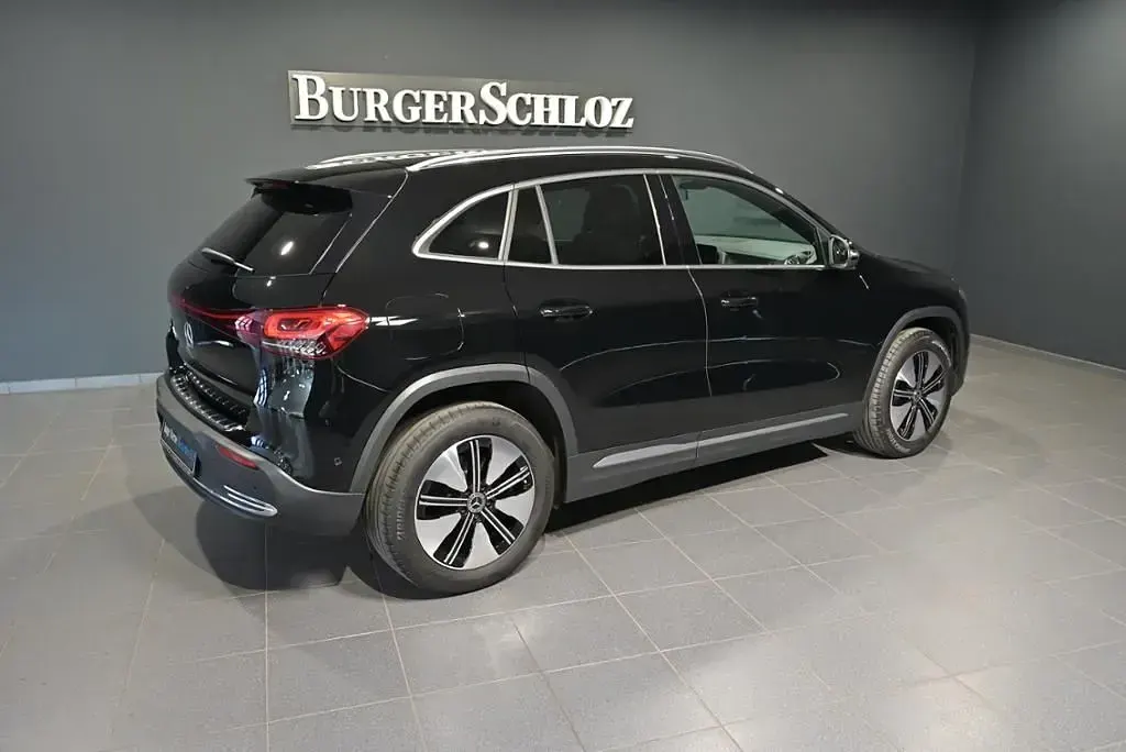 Gebraucht Mercedes EQA250 139 kW (190 PS) 2023 Nachtschwarz uni SUV