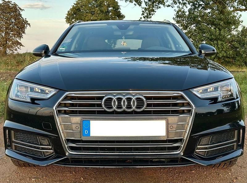 Schwarz Gebraucht 2017 Audi A4 Sport Kombi | 21.000 € (Fairer Preis) - Bild 1/4