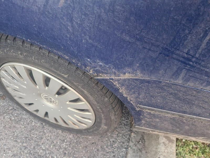 Gebraucht VW Passat 140 PS (102 kW) 2006 Blau Kombi