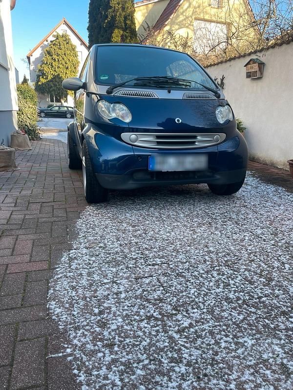 Blau Gebraucht 2005 Smart ForTwo Cabrio Cabrio | 3.900 € - Bild 1/4