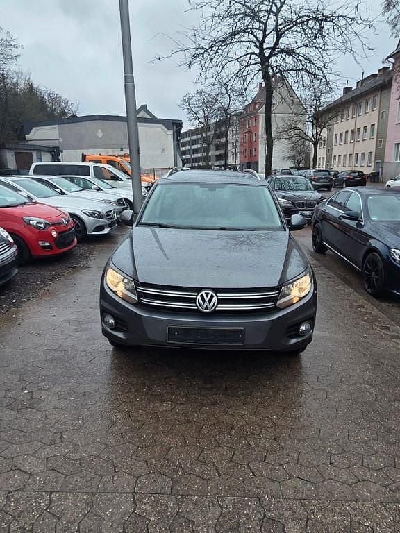 Gebraucht VW Tiguan Style 150 PS (110 kW) 2016 Grau SUV