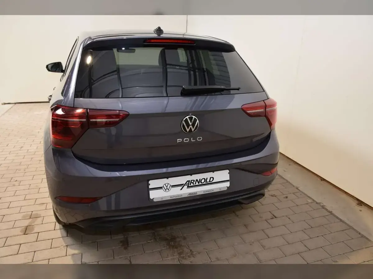 Gebraucht VW Polo Style 95 PS (69 kW) 2022 Rauchgrau metallic Kleinwagen