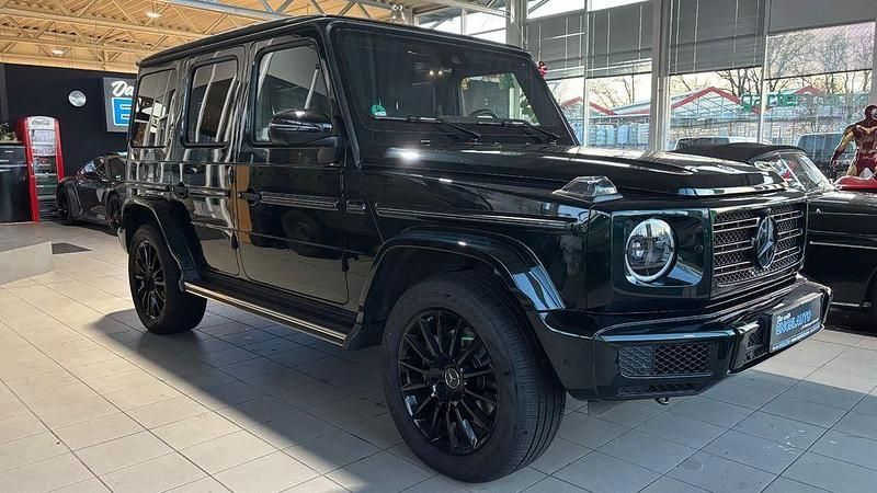 Grün Gebraucht 2023 Mercedes G500 AMG line SUV | 155.500 € (Fairer Preis) - Bild 1/4