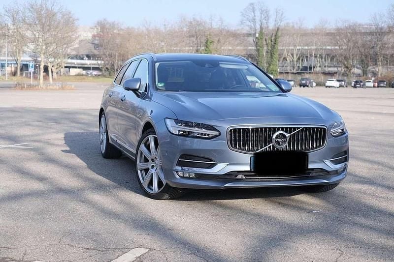 Gebraucht Volvo V90 Inscription 200 PS (147 kW) 2017 Mussel blue metallic Kombi