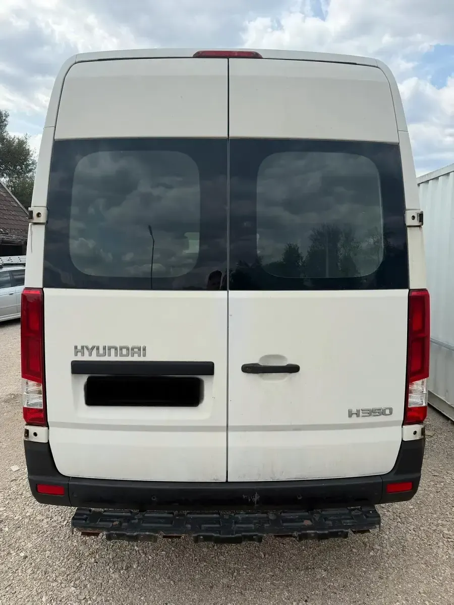 Gebraucht Hyundai H 350 150 PS (110 kW) 2017 Weiß Van