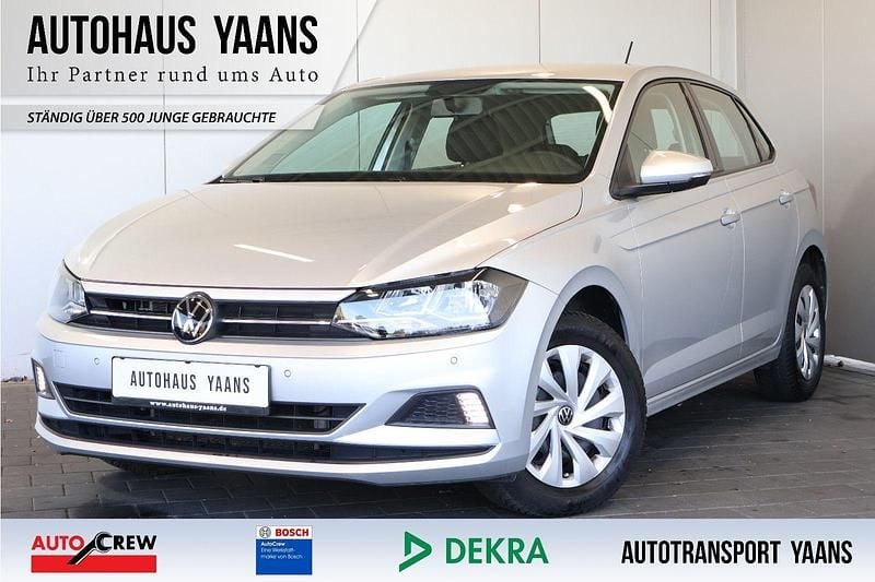 Silber Gebraucht 2021 VW Polo Comfortline Kleinwagen | 13.289 € (Superpreis) - Bild 1/4