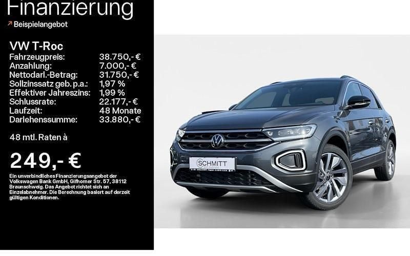 Indiumgrau metallic Gebraucht 2024 VW T-Roc Life SUV | 31.995 € (Fairer Preis) - Bild 1/4