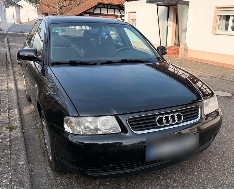 Gebraucht Audi A3 125 PS (91 kW) 2001 Schwarz Kleinwagen