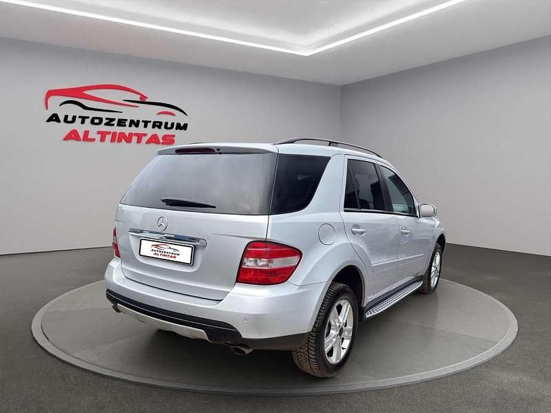 Gebraucht Mercedes ML280 190 PS (139 kW) 2008 Silber SUV