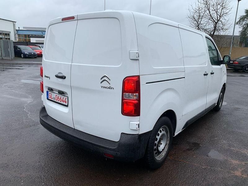 Gebraucht Citroën Jumpy 102 PS (75 kW) 2021 Weiß Van / Kleinbus