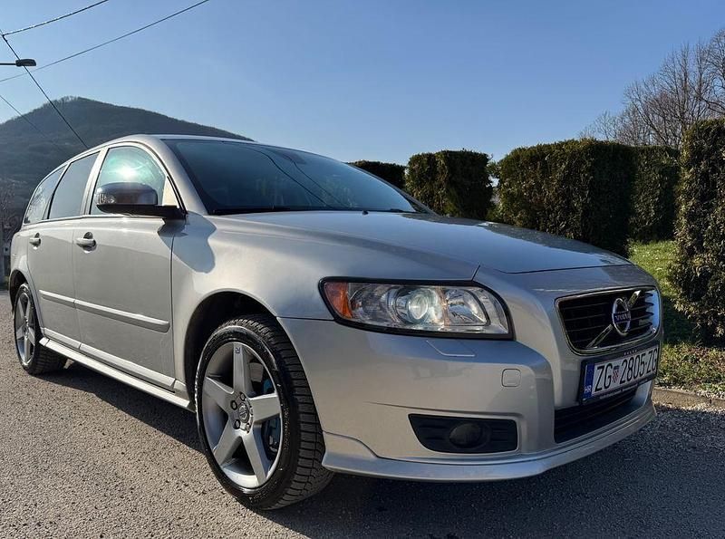 Gebraucht Volvo V50 R-Design 230 PS (169 kW) 2008 Silber Kombi