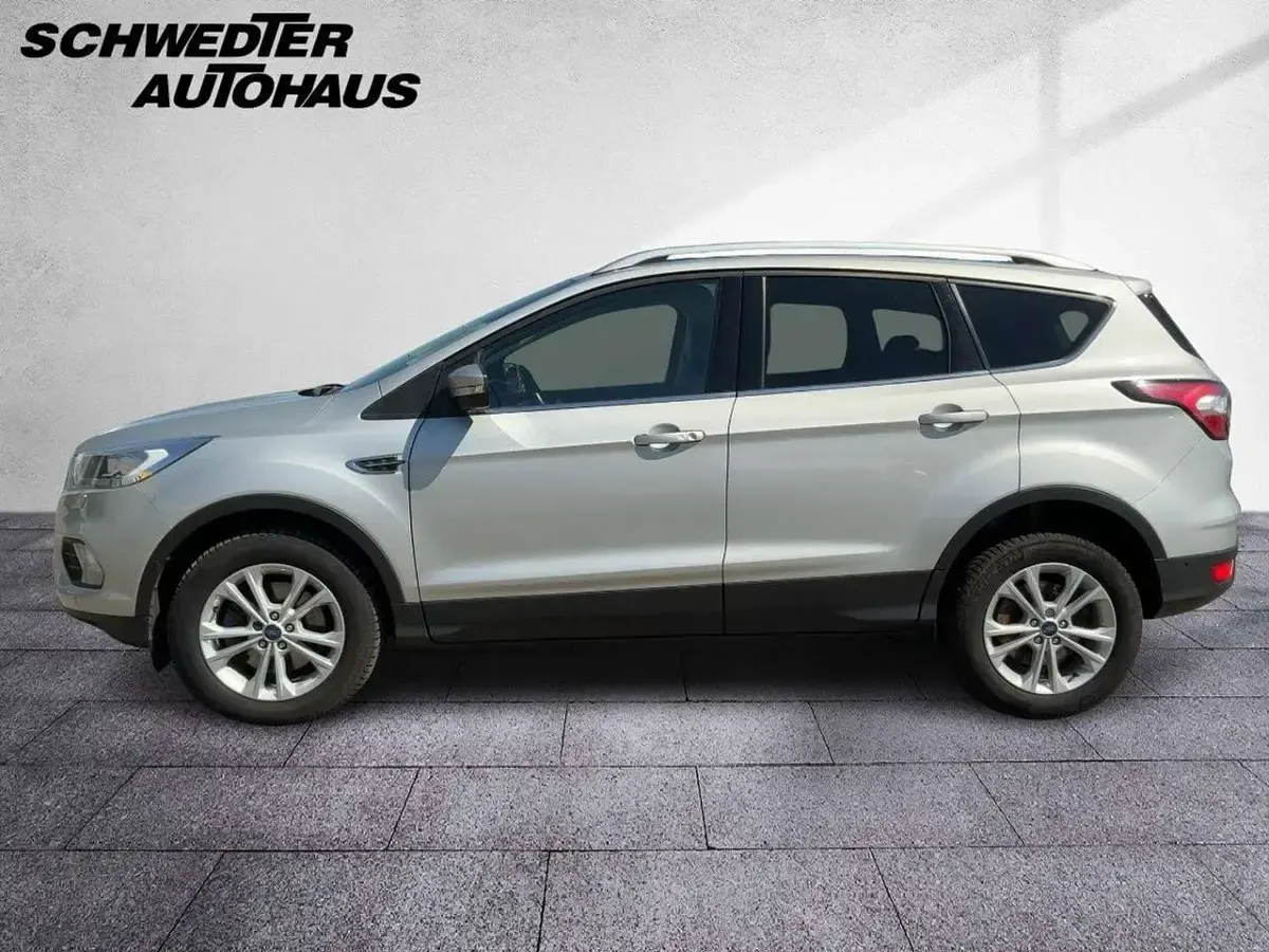 Gebraucht Ford Kuga Titanium 179 PS (131 kW) 2019 Silber SUV