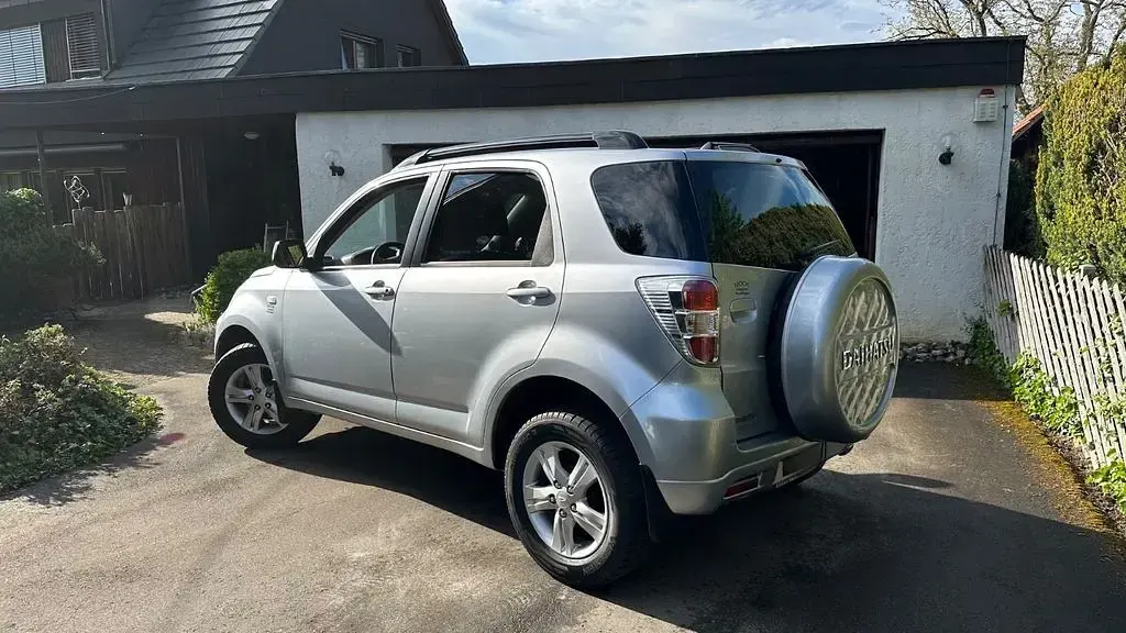 Gebraucht Daihatsu Terios 105 PS (77 kW) 2010 Silber SUV