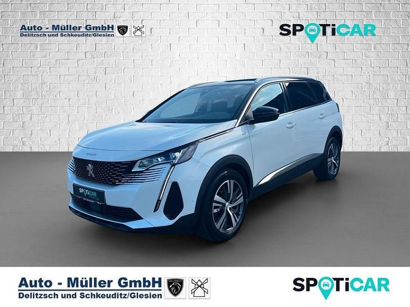 Weiß Gebraucht 2024 Peugeot 5008 GT Van / Kleinbus | 30.950 € (Guter Preis) - Bild 1/4