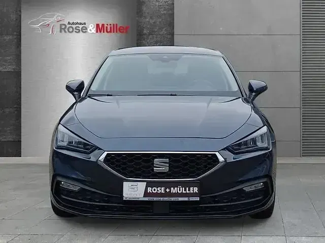 Gebraucht Seat Leon Style 110 PS (80 kW) 2024 Magnetic tech grey (metallic) Limousine