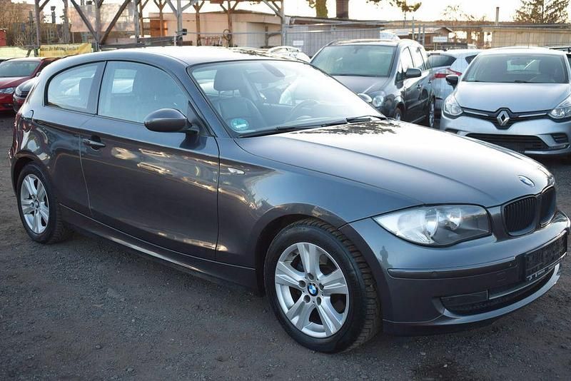 Gebraucht BMW 118 Advantage 143 PS (105 kW) 2007 Grau Kleinwagen