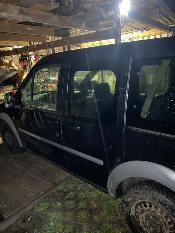 Schwarz Gebraucht 2008 Ford Tourneo Connect Van / Kleinbus | 2.000 € - Bild 1/4