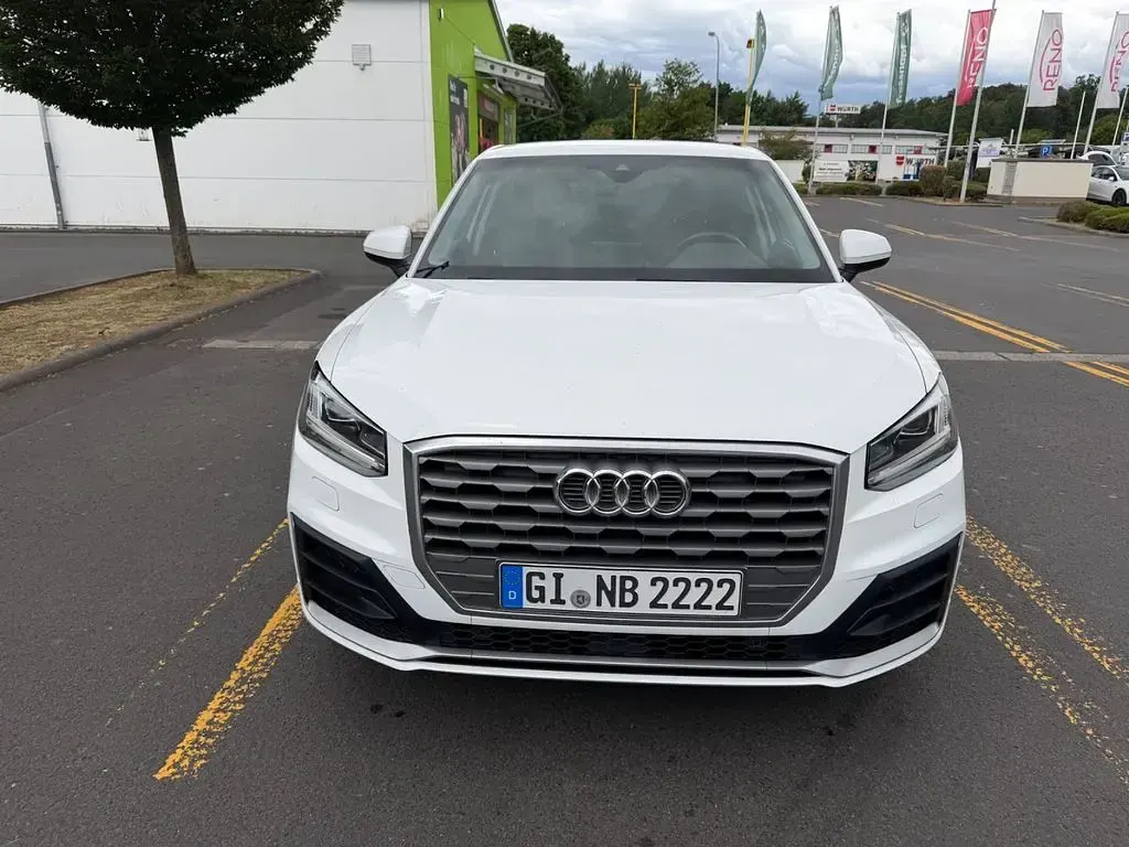 Gebraucht Audi Q2 S-Line 150 PS (110 kW) 2018 Weiß SUV
