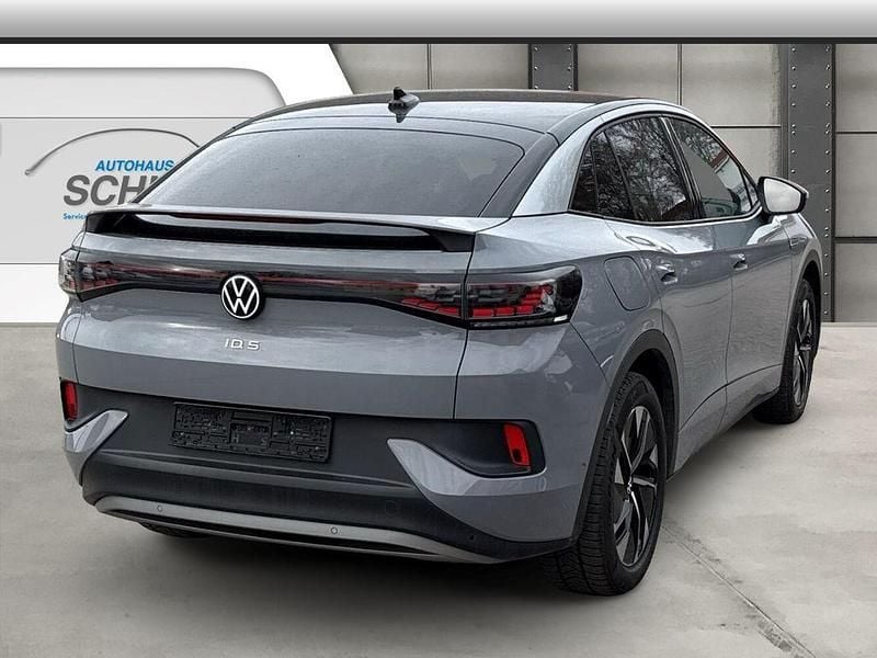 Gebraucht VW ID.5 Pro 127 kW (174 PS) 2023 Mondsteingrau (metallic) SUV
