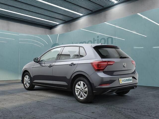 Używany VW Polo Pro 110 KM (80 kW) 2024 Szary Sedan/Limuzyna