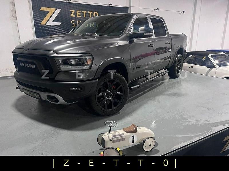 Schwarz Gebraucht 2019 Dodge Ram Abholung | 48.500 € (Teuer) - Bild 1/4