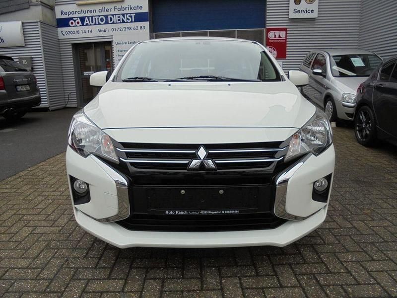 Gebraucht Mitsubishi Space Star Select 71 PS (52 kW) 2021 Weiß Kleinwagen