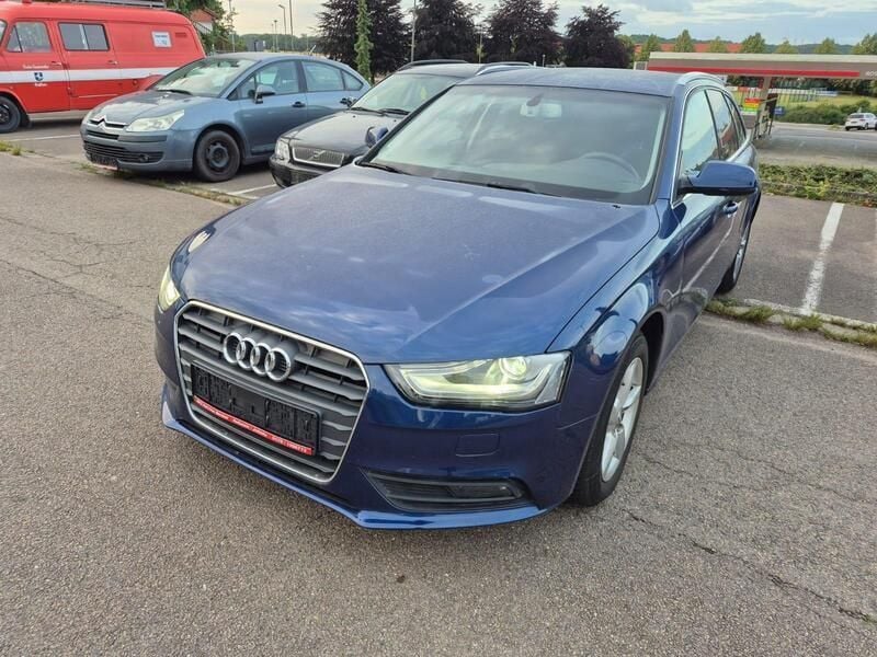 Blau Gebraucht 2013 Audi A4 Kombi | 8.999 € (Superpreis) - Bild 1/3