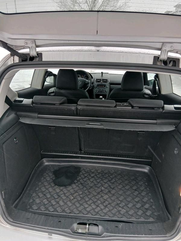 Gebraucht Mercedes A150 95 PS (69 kW) 2007 Silber Kleinwagen